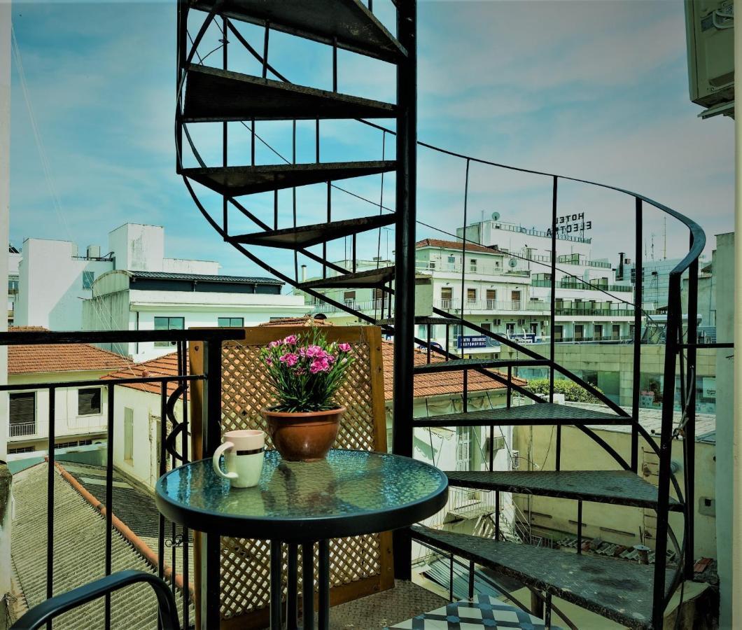 Central Quiet Beauty -Kiki Volos Exterior foto